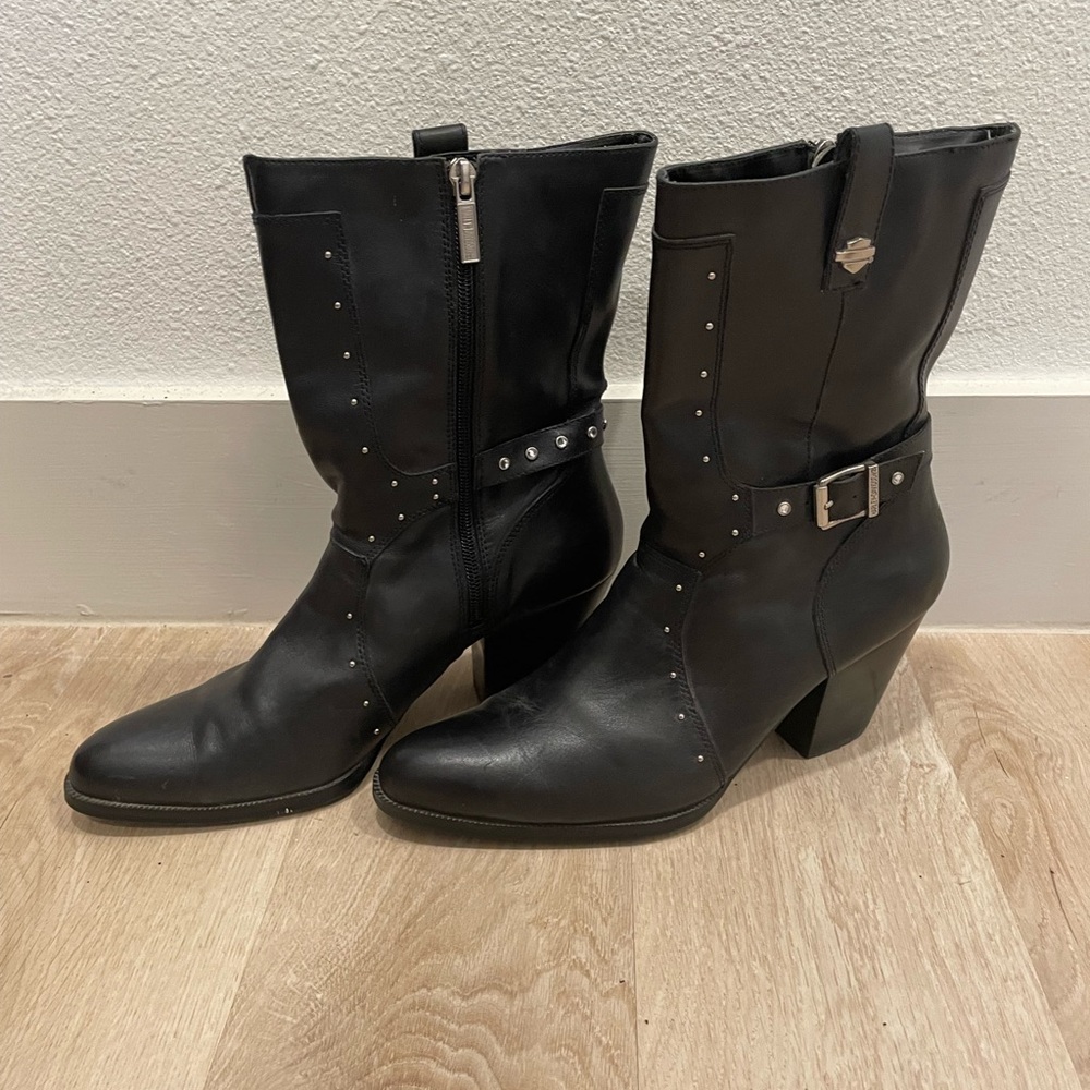 Harley Davidson Moto Women’s Studded Black Leather Boots  Size 10 D84818